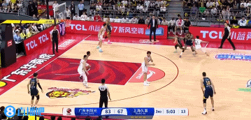 👀徐杰：赛前杜导说这场就是摔跤&打架 哈维只配在上海嚣张